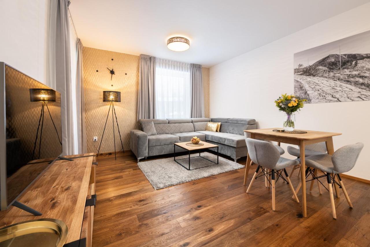 Apartmany Horska, Врхлаби Экстерьер фото
